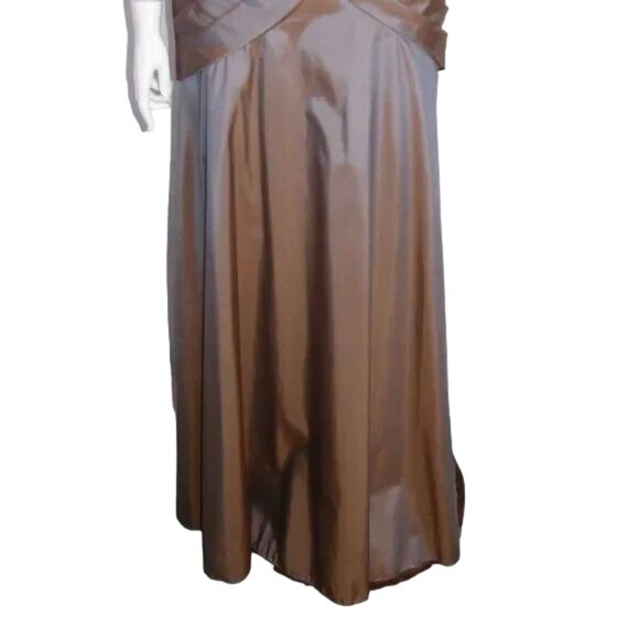 MORI LEE Gown/Dress, 9/10, Colorshift - Green/Brown, Floor/Long - Picture 8 of 16